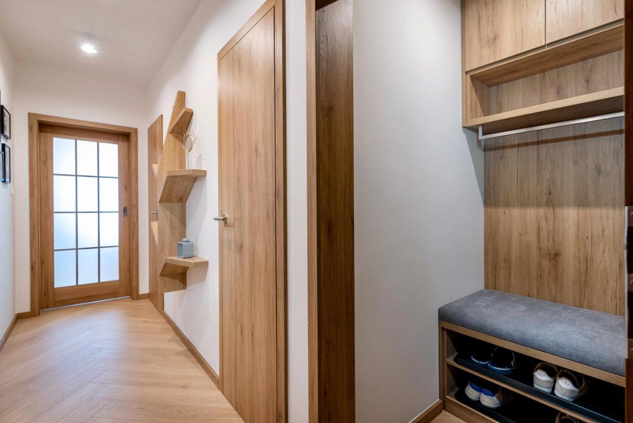 Tatrystay Cactus Luxury Apartments High Tatras ヴェルカー・ロムニツァ エクステリア 写真