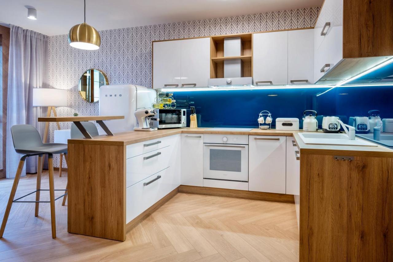 Tatrystay Cactus Luxury Apartments High Tatras ヴェルカー・ロムニツァ エクステリア 写真